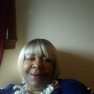 Meet your Posher, Deborah